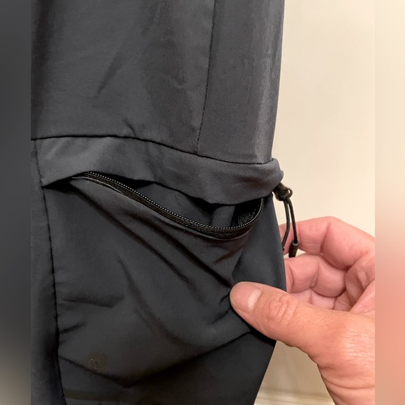 ❤️ 2 /$30 ❤️Apana Medium Black track pants with two Side Pockets Elast. cuffs - Picture 3 of 10